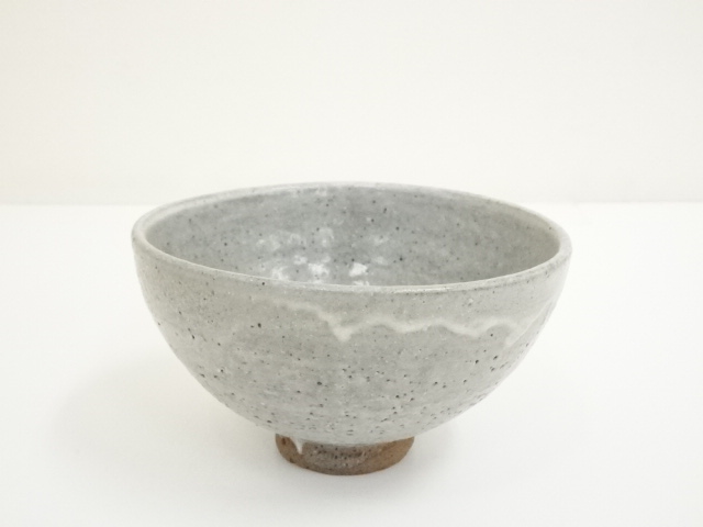 JAPANESE TEA CEREMONY WHITE GLAZE TEA BOWL / CHAWAN